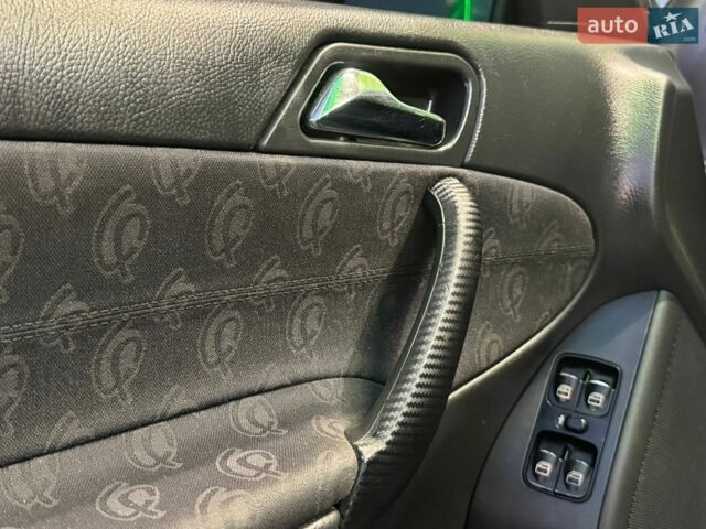 Чорний Ленд Ровер Freelander, об'ємом двигуна 2.2 л та пробігом 365 тис. км за 9518 $, фото 2 на Automoto.ua