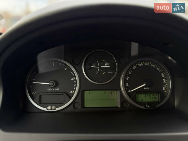 Чорний Ленд Ровер Freelander, об'ємом двигуна 2.2 л та пробігом 243 тис. км за 11350 $, фото 14 на Automoto.ua