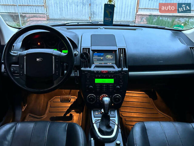 Чорний Ленд Ровер Freelander, об'ємом двигуна 2.18 л та пробігом 316 тис. км за 11600 $, фото 2 на Automoto.ua