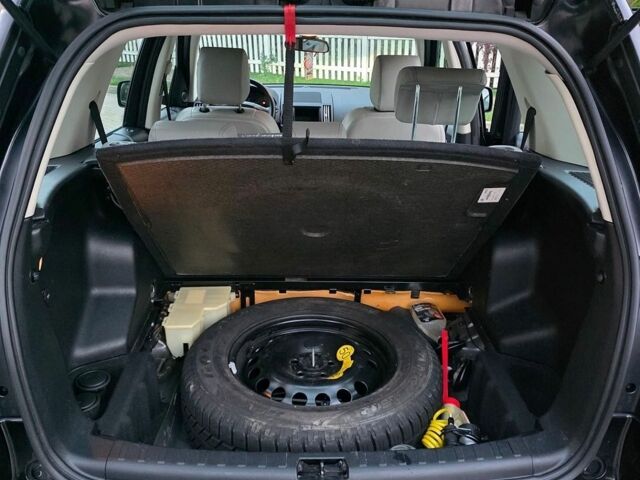Чорний Ленд Ровер Freelander, об'ємом двигуна 2.18 л та пробігом 225 тис. км за 11200 $, фото 19 на Automoto.ua