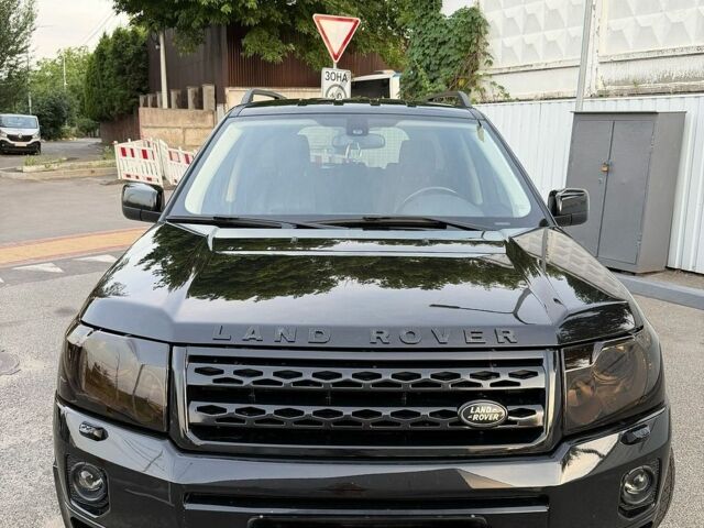 Чорний Ленд Ровер Freelander, об'ємом двигуна 2.2 л та пробігом 277 тис. км за 13000 $, фото 4 на Automoto.ua