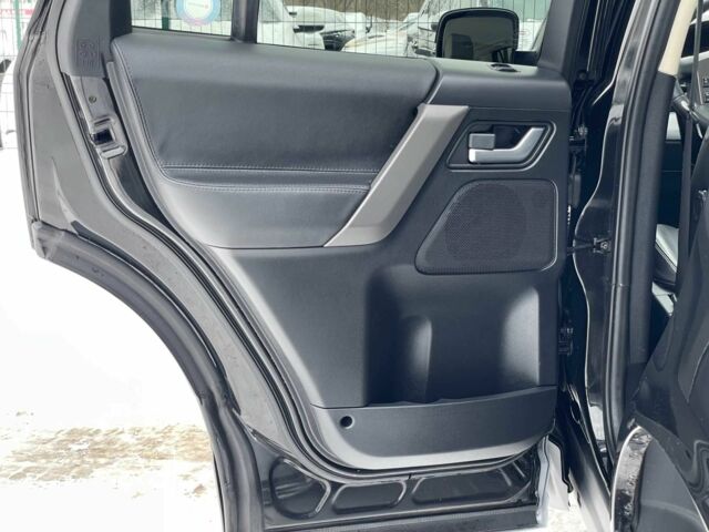 Чорний Ленд Ровер Freelander, об'ємом двигуна 2.2 л та пробігом 247 тис. км за 12999 $, фото 11 на Automoto.ua