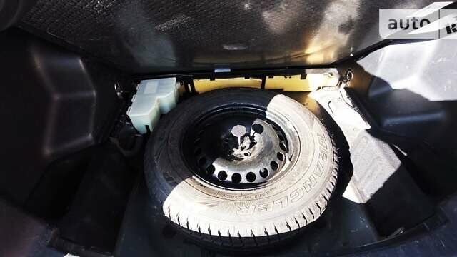 Чорний Ленд Ровер Freelander, об'ємом двигуна 2.18 л та пробігом 340 тис. км за 9300 $, фото 18 на Automoto.ua