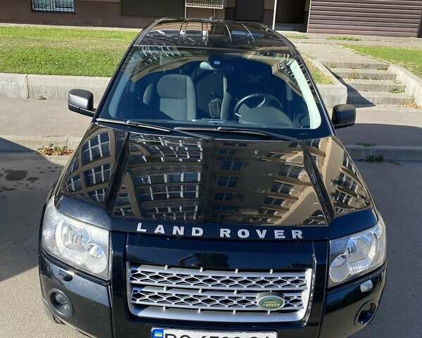 Черный Ленд Ровер Фрилендер, объемом двигателя 2.2 л и пробегом 330 тыс. км за 11555 $, фото 1 на Automoto.ua