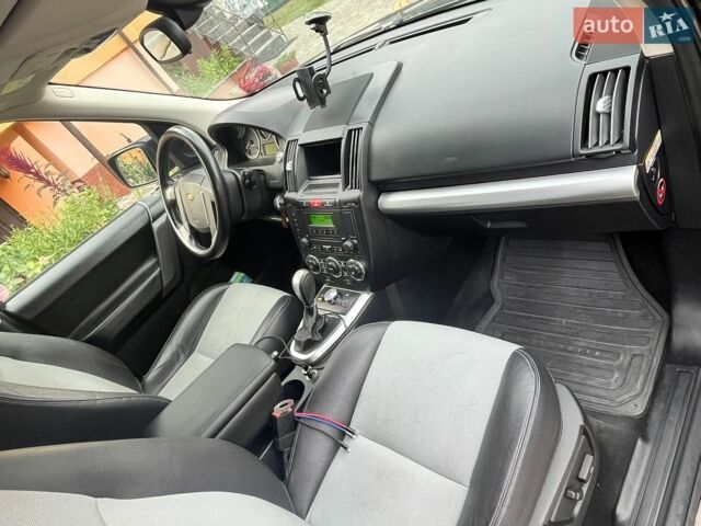 Чорний Ленд Ровер Freelander, об'ємом двигуна 2.18 л та пробігом 365 тис. км за 9900 $, фото 15 на Automoto.ua