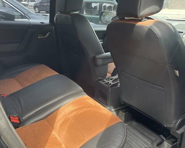 Чорний Ленд Ровер Freelander, об'ємом двигуна 2.18 л та пробігом 300 тис. км за 12019 $, фото 7 на Automoto.ua