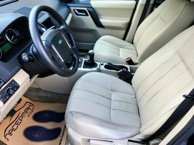 Черный Ленд Ровер Фрилендер, объемом двигателя 2.2 л и пробегом 201 тыс. км за 5500 $, фото 4 на Automoto.ua