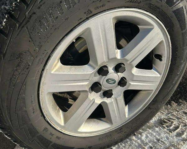 Чорний Ленд Ровер Freelander, об'ємом двигуна 2.18 л та пробігом 282 тис. км за 12900 $, фото 19 на Automoto.ua