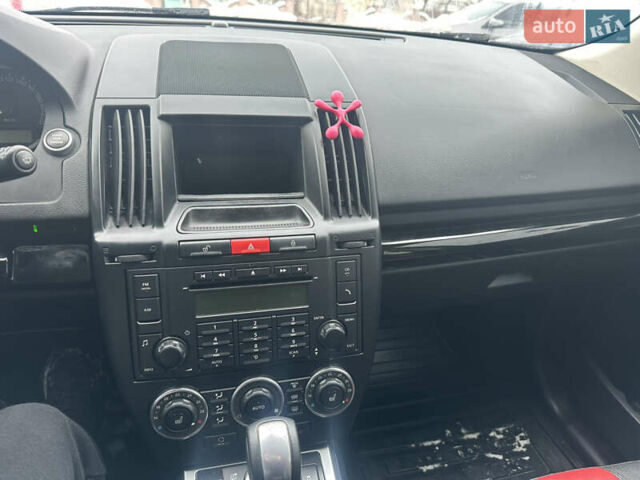 Чорний Ленд Ровер Freelander, об'ємом двигуна 2.18 л та пробігом 300 тис. км за 10950 $, фото 14 на Automoto.ua