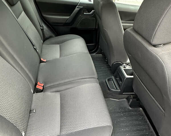 Чорний Ленд Ровер Freelander, об'ємом двигуна 2.18 л та пробігом 215 тис. км за 11000 $, фото 9 на Automoto.ua