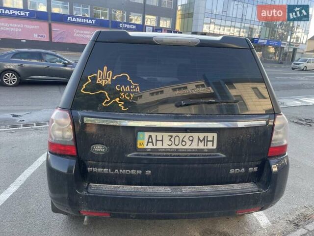 Чорний Ленд Ровер Freelander, об'ємом двигуна 2.18 л та пробігом 300 тис. км за 12019 $, фото 4 на Automoto.ua