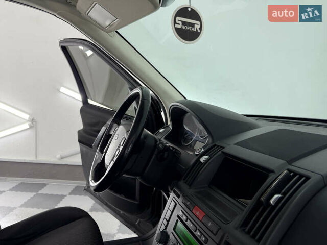 Чорний Ленд Ровер Freelander, об'ємом двигуна 2.18 л та пробігом 253 тис. км за 12999 $, фото 38 на Automoto.ua