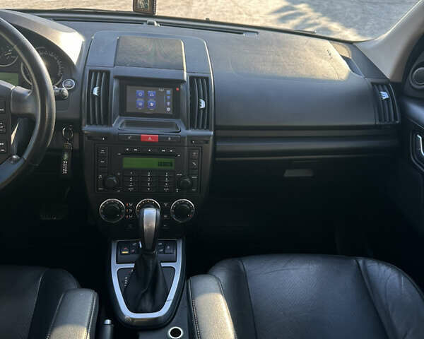 Чорний Ленд Ровер Freelander, об'ємом двигуна 2.18 л та пробігом 282 тис. км за 12900 $, фото 26 на Automoto.ua