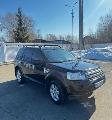 Черный Ленд Ровер Фрилендер, объемом двигателя 2.18 л и пробегом 233 тыс. км за 13500 $, фото 8 на Automoto.ua