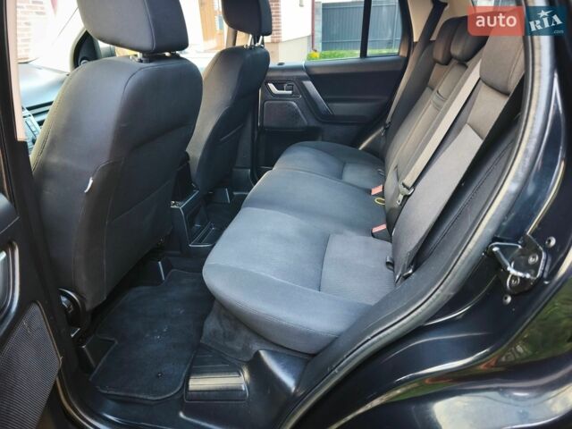 Чорний Ленд Ровер Freelander, об'ємом двигуна 2.2 л та пробігом 229 тис. км за 10900 $, фото 35 на Automoto.ua