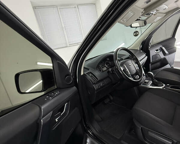 Чорний Ленд Ровер Freelander, об'ємом двигуна 2.18 л та пробігом 253 тис. км за 12999 $, фото 44 на Automoto.ua