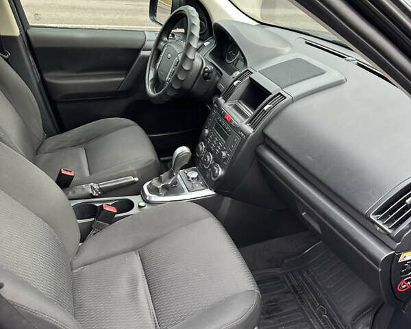 Чорний Ленд Ровер Freelander, об'ємом двигуна 2.18 л та пробігом 215 тис. км за 11000 $, фото 1 на Automoto.ua