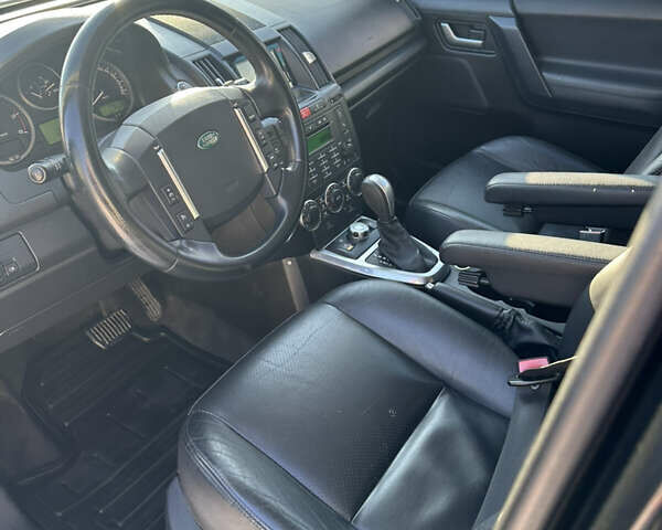 Чорний Ленд Ровер Freelander, об'ємом двигуна 2.18 л та пробігом 282 тис. км за 12900 $, фото 21 на Automoto.ua