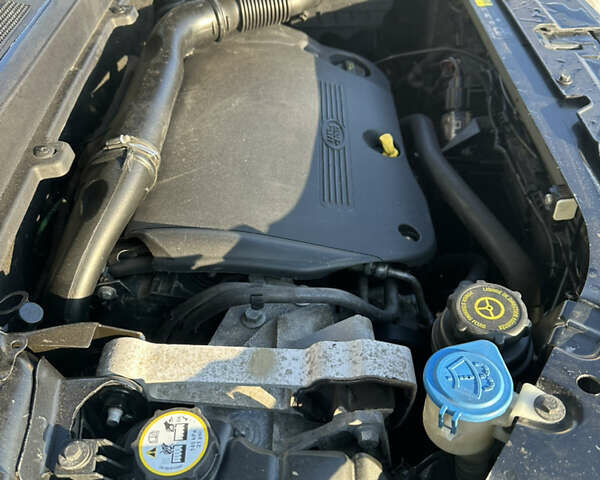 Чорний Ленд Ровер Freelander, об'ємом двигуна 2.18 л та пробігом 282 тис. км за 12900 $, фото 34 на Automoto.ua