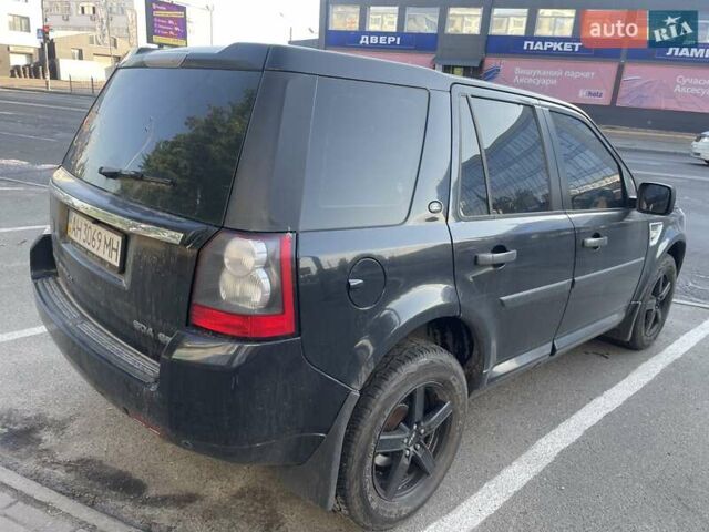 Чорний Ленд Ровер Freelander, об'ємом двигуна 2.18 л та пробігом 300 тис. км за 12019 $, фото 3 на Automoto.ua