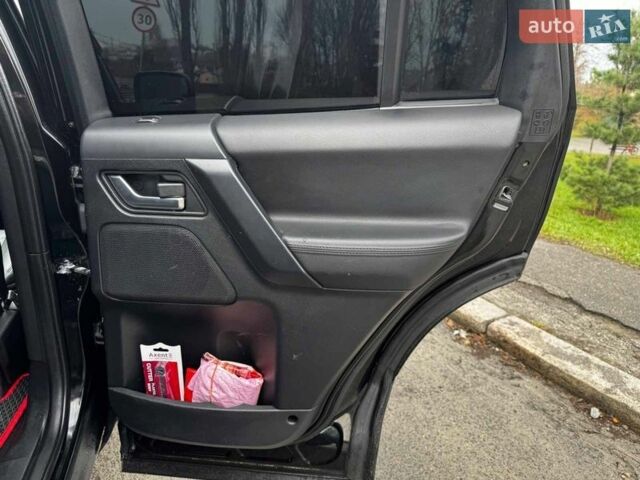 Чорний Ленд Ровер Freelander, об'ємом двигуна 2.2 л та пробігом 260 тис. км за 15490 $, фото 31 на Automoto.ua