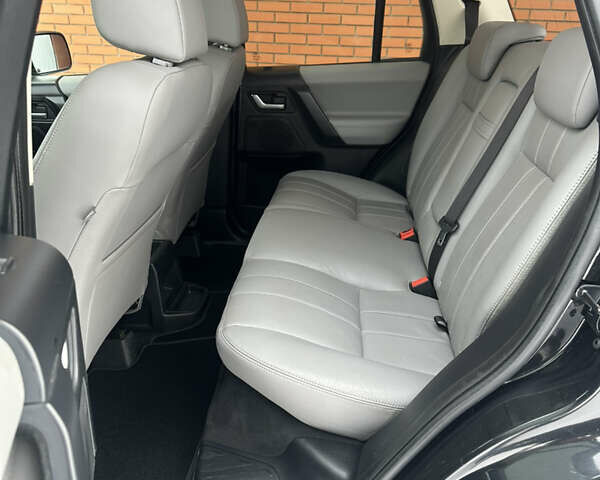 Чорний Ленд Ровер Freelander, об'ємом двигуна 2.18 л та пробігом 282 тис. км за 13200 $, фото 29 на Automoto.ua
