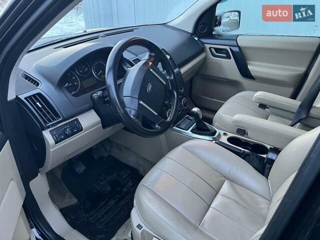 Черный Ленд Ровер Фрилендер, объемом двигателя 2.18 л и пробегом 230 тыс. км за 13000 $, фото 6 на Automoto.ua