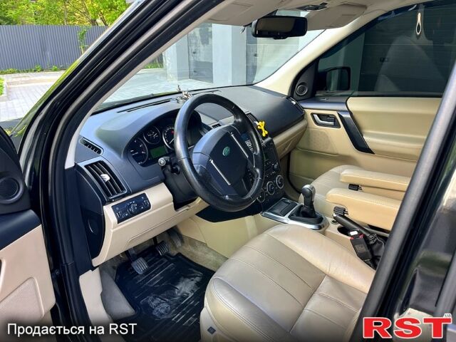 Чорний Ленд Ровер Freelander, об'ємом двигуна 2.2 л та пробігом 235 тис. км за 13500 $, фото 8 на Automoto.ua