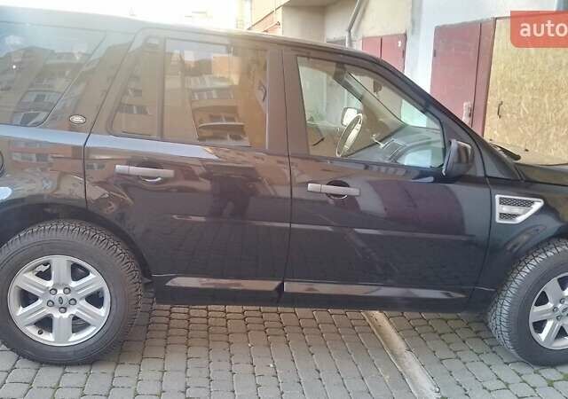 Чорний Ленд Ровер Freelander, об'ємом двигуна 2.18 л та пробігом 113 тис. км за 13500 $, фото 8 на Automoto.ua