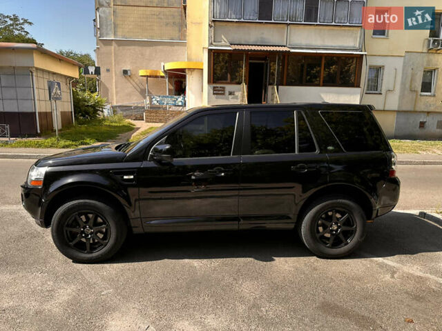 Черный Ленд Ровер Фрилендер, объемом двигателя 2 л и пробегом 218 тыс. км за 10500 $, фото 2 на Automoto.ua