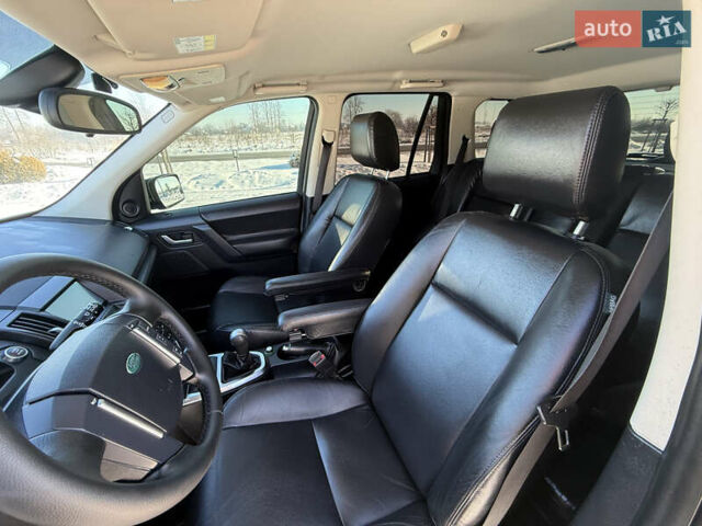Чорний Ленд Ровер Freelander, об'ємом двигуна 2.2 л та пробігом 152 тис. км за 11950 $, фото 13 на Automoto.ua