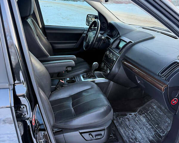 Черный Ленд Ровер Фрилендер, объемом двигателя 2 л и пробегом 211 тыс. км за 12400 $, фото 7 на Automoto.ua