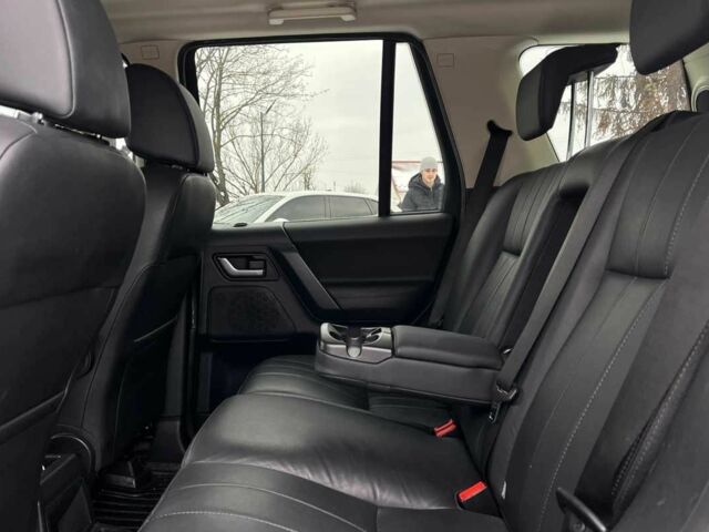 Черный Ленд Ровер Фрилендер, объемом двигателя 2.2 л и пробегом 228 тыс. км за 13200 $, фото 18 на Automoto.ua