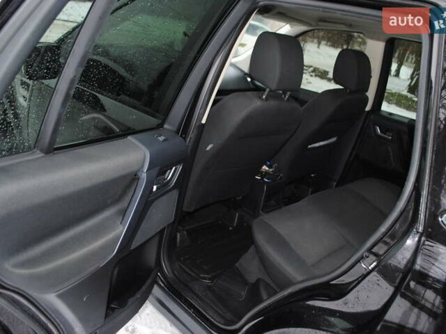 Чорний Ленд Ровер Freelander, об'ємом двигуна 2.18 л та пробігом 197 тис. км за 11450 $, фото 9 на Automoto.ua
