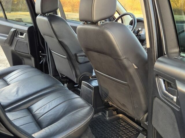 Черный Ленд Ровер Фрилендер, объемом двигателя 2 л и пробегом 200 тыс. км за 14179 $, фото 6 на Automoto.ua