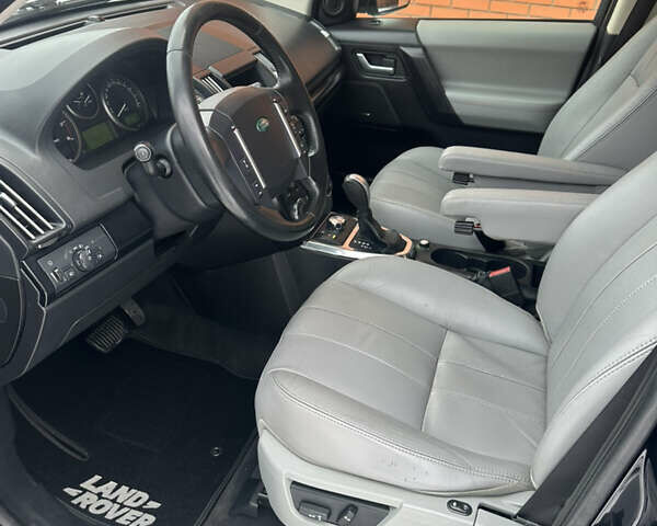 Чорний Ленд Ровер Freelander, об'ємом двигуна 2.18 л та пробігом 282 тис. км за 13200 $, фото 17 на Automoto.ua