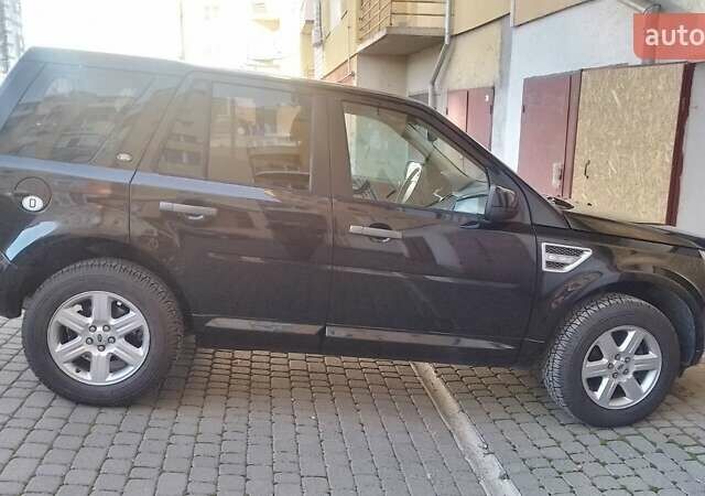 Чорний Ленд Ровер Freelander, об'ємом двигуна 2.18 л та пробігом 112 тис. км за 14100 $, фото 3 на Automoto.ua