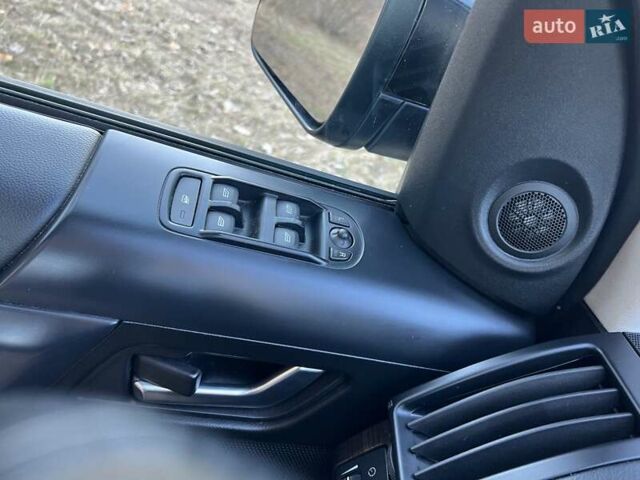 Чорний Ленд Ровер Freelander, об'ємом двигуна 2 л та пробігом 152 тис. км за 11999 $, фото 36 на Automoto.ua