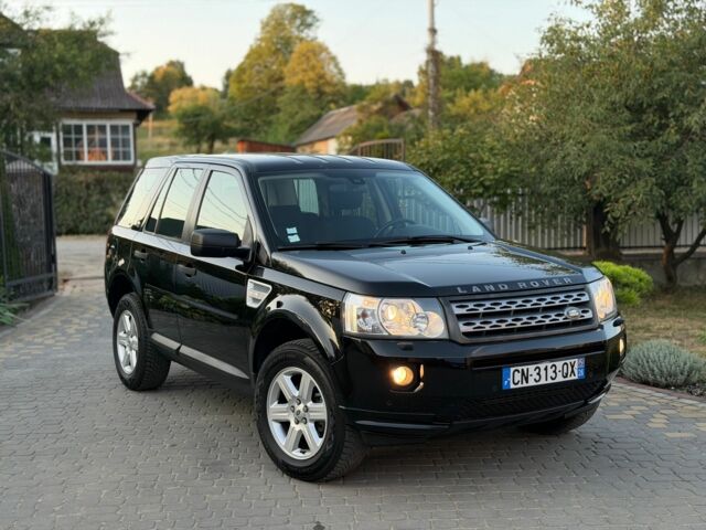 Чорний Ленд Ровер Freelander, об'ємом двигуна 2.2 л та пробігом 300 тис. км за 12477 $, фото 2 на Automoto.ua