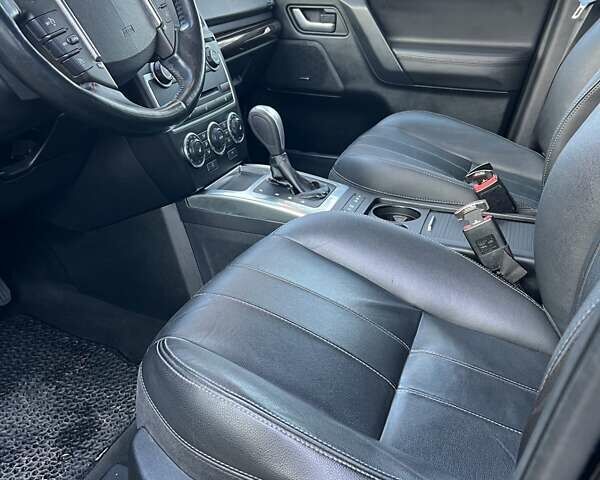 Чорний Ленд Ровер Freelander, об'ємом двигуна 2 л та пробігом 152 тис. км за 11999 $, фото 29 на Automoto.ua