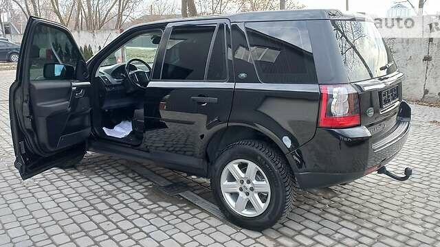 Чорний Ленд Ровер Freelander, об'ємом двигуна 2.2 л та пробігом 237 тис. км за 13750 $, фото 36 на Automoto.ua