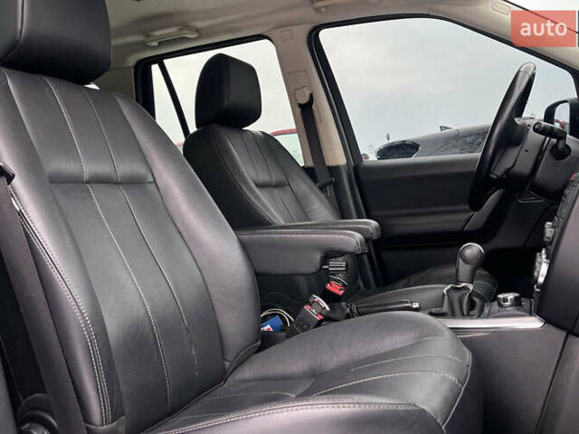 Черный Ленд Ровер Фрилендер, объемом двигателя 2.18 л и пробегом 228 тыс. км за 13200 $, фото 19 на Automoto.ua