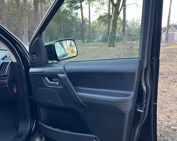 Чорний Ленд Ровер Freelander, об'ємом двигуна 2 л та пробігом 152 тис. км за 11999 $, фото 39 на Automoto.ua