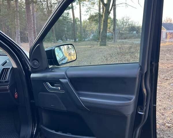 Чорний Ленд Ровер Freelander, об'ємом двигуна 2 л та пробігом 152 тис. км за 11999 $, фото 37 на Automoto.ua