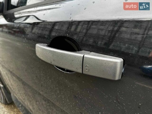 Чорний Ленд Ровер Freelander, об'ємом двигуна 2.2 л та пробігом 260 тис. км за 15490 $, фото 12 на Automoto.ua