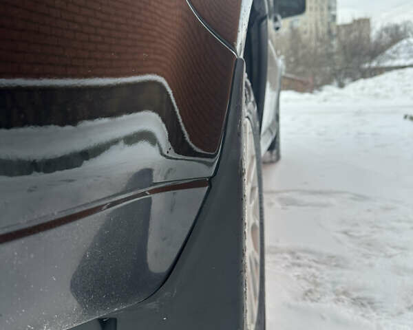 Чорний Ленд Ровер Freelander, об'ємом двигуна 2.18 л та пробігом 282 тис. км за 13200 $, фото 38 на Automoto.ua