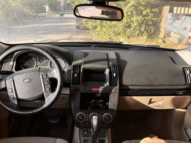 Чорний Ленд Ровер Freelander, об'ємом двигуна 2.2 л та пробігом 212 тис. км за 8484 $, фото 6 на Automoto.ua