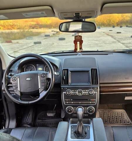 Ленд Ровер Фрилендер 2012 в Коломые на Automoto.ua Черный Ленд Ровер Фрилендер, объемом двигателя 2 л и пробегом 200 тыс. км за 14490 $, фото 17 на Automoto.ua