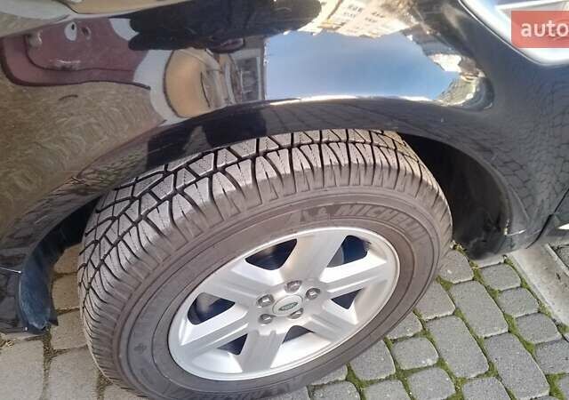 Чорний Ленд Ровер Freelander, об'ємом двигуна 2.18 л та пробігом 112 тис. км за 14100 $, фото 6 на Automoto.ua