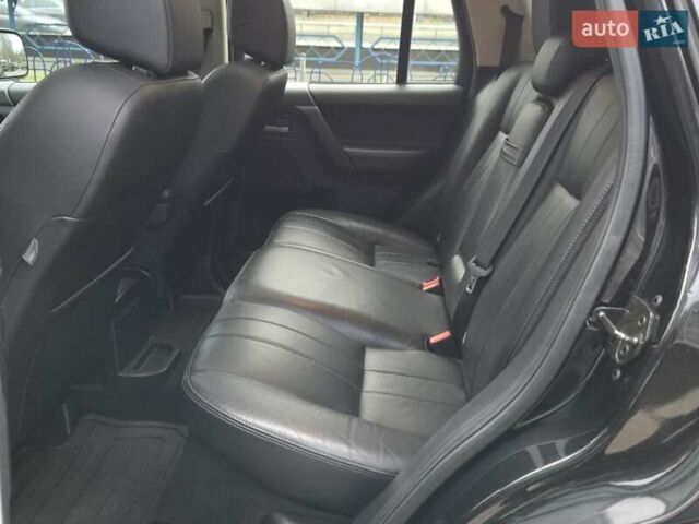 Черный Ленд Ровер Фрилендер, объемом двигателя 2 л и пробегом 218 тыс. км за 10700 $, фото 11 на Automoto.ua
